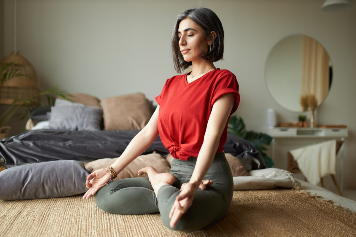 Online Yoga: The Modern Path to Traditional Wellness