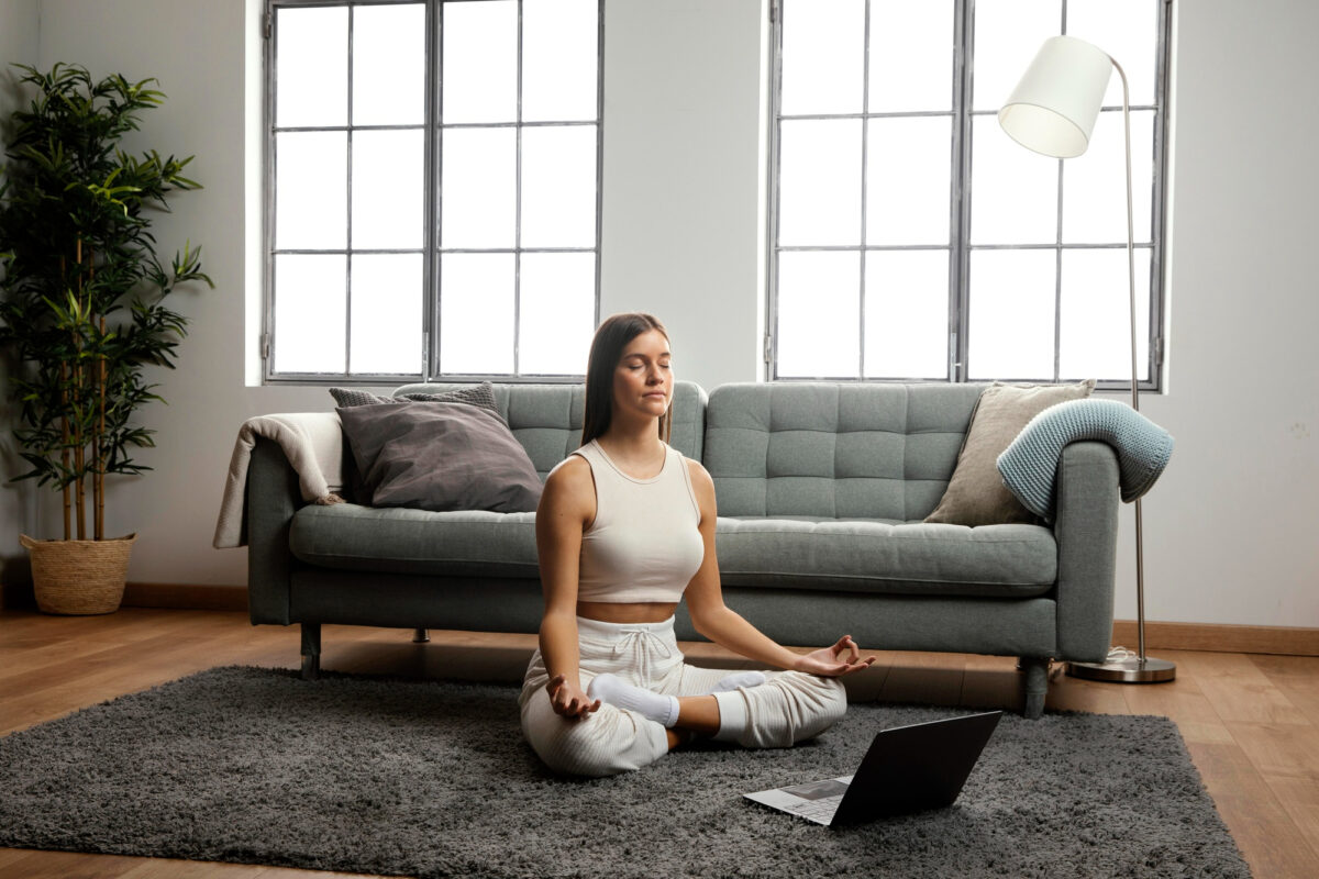 The Perks of Online Yoga Classes: Revitalize Your Life